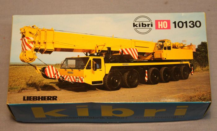 Kibri 10130 HO Scale Construction Truck Crane