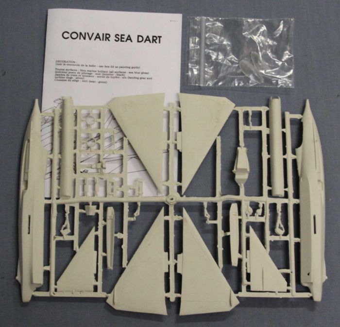 Mach 2 Convair YF2Y-1 Sea Dart Plastic Model Kit Open 1/72 Scale